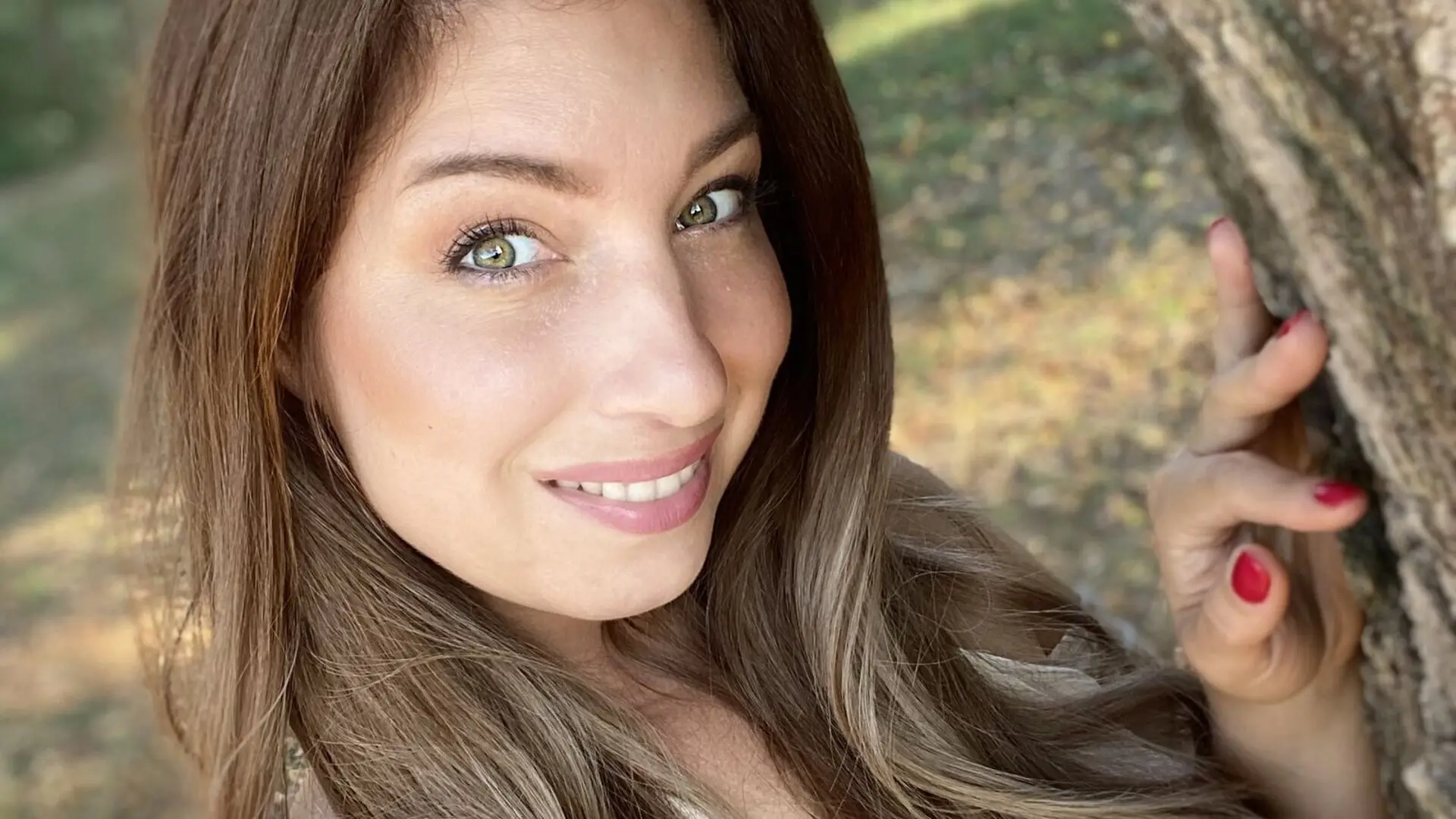 Start Anal Finger AngelaBright
