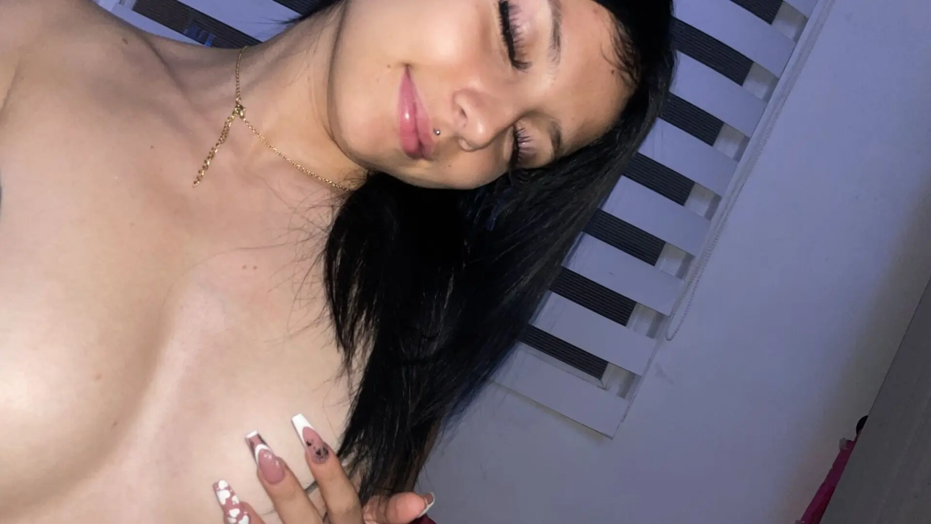 Start Anal Finger AnnySam
