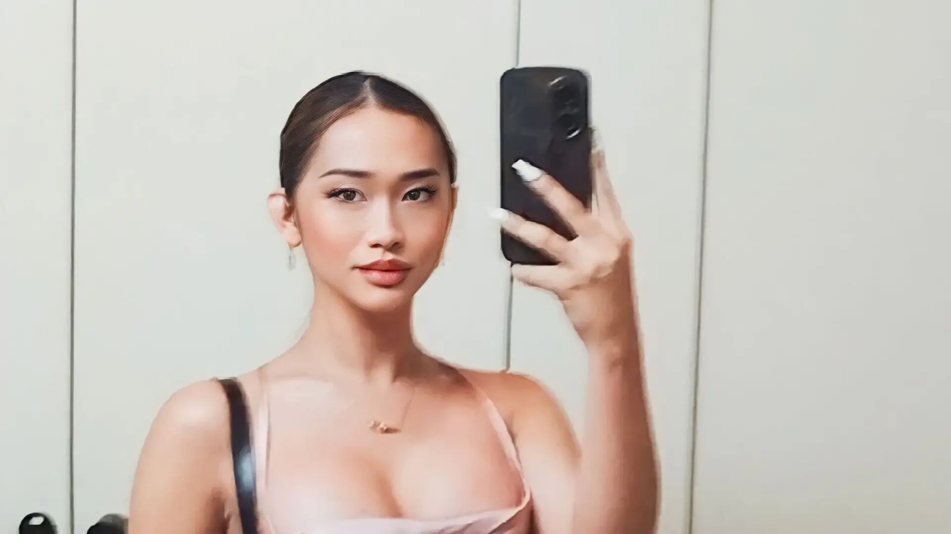Start Anal Finger ArianaFusia