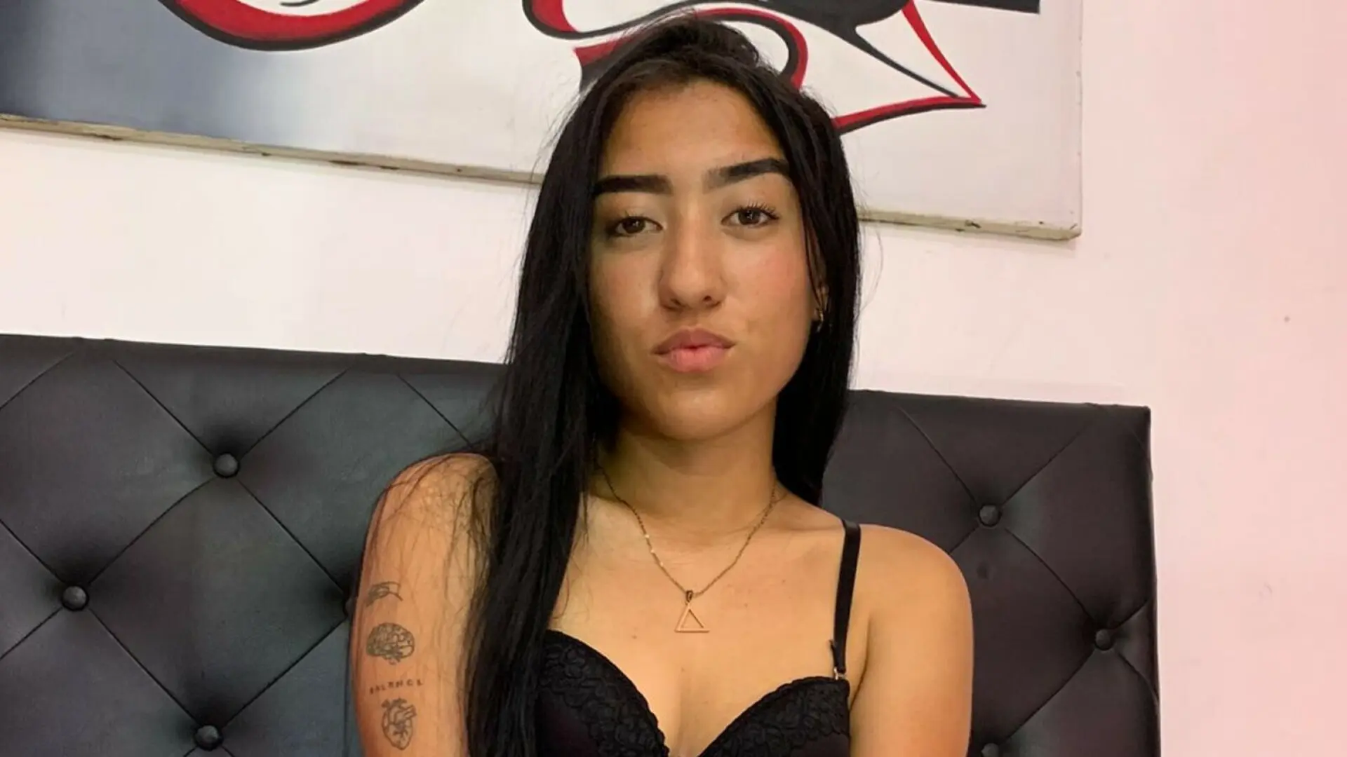Start Anal Finger AvonRodriguez