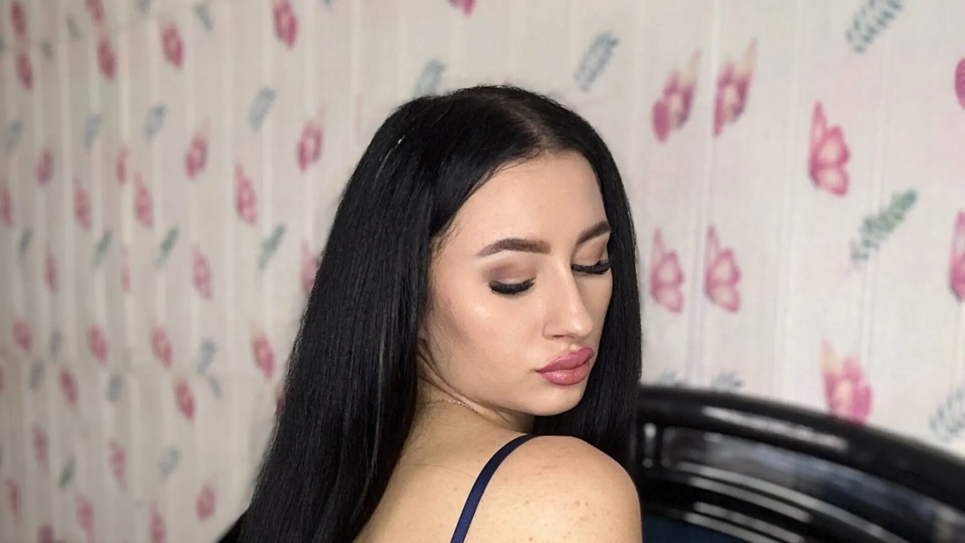 Start Anal Finger CarliaCarter