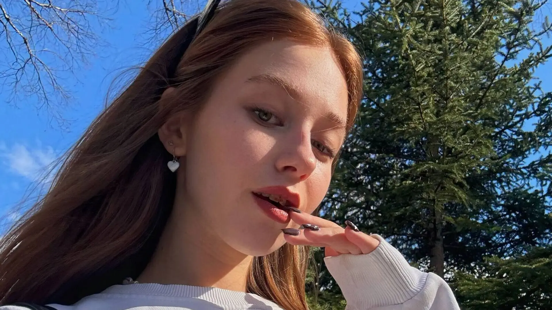 Start Anal Finger ChiDonnalley