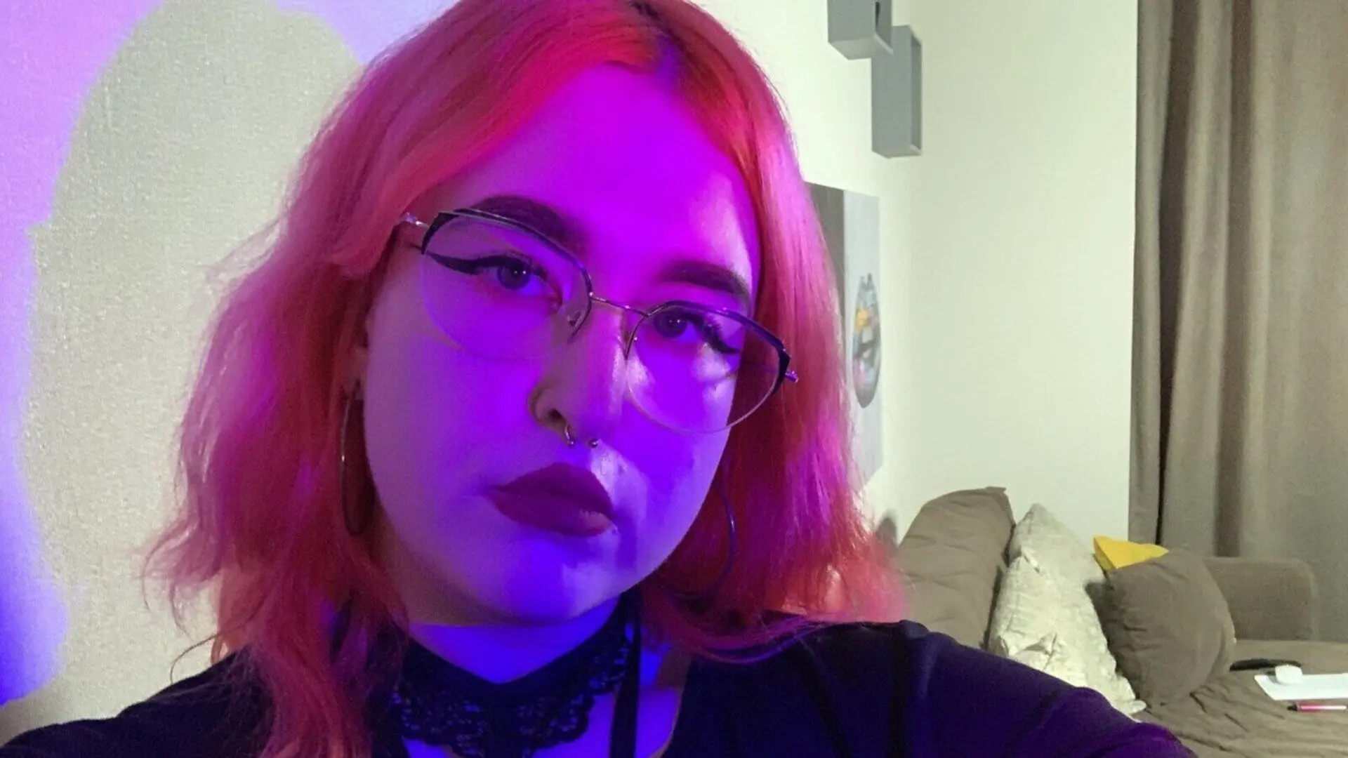 Start Anal Finger ChloePinkman