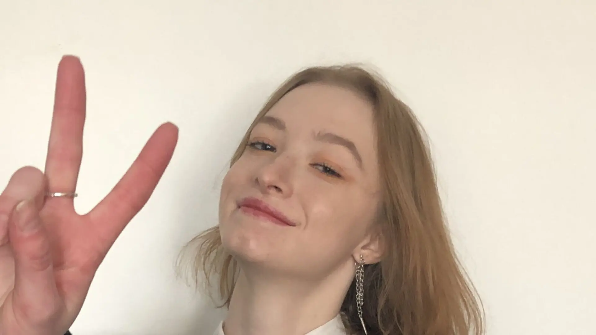 Start Anal Finger GabrielaAmore