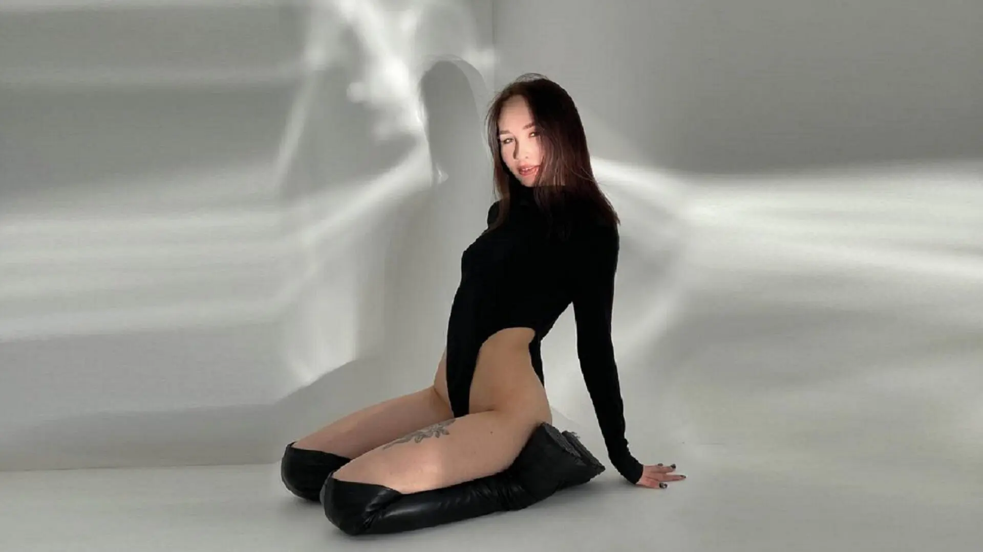Start Anal Finger KessiGrace