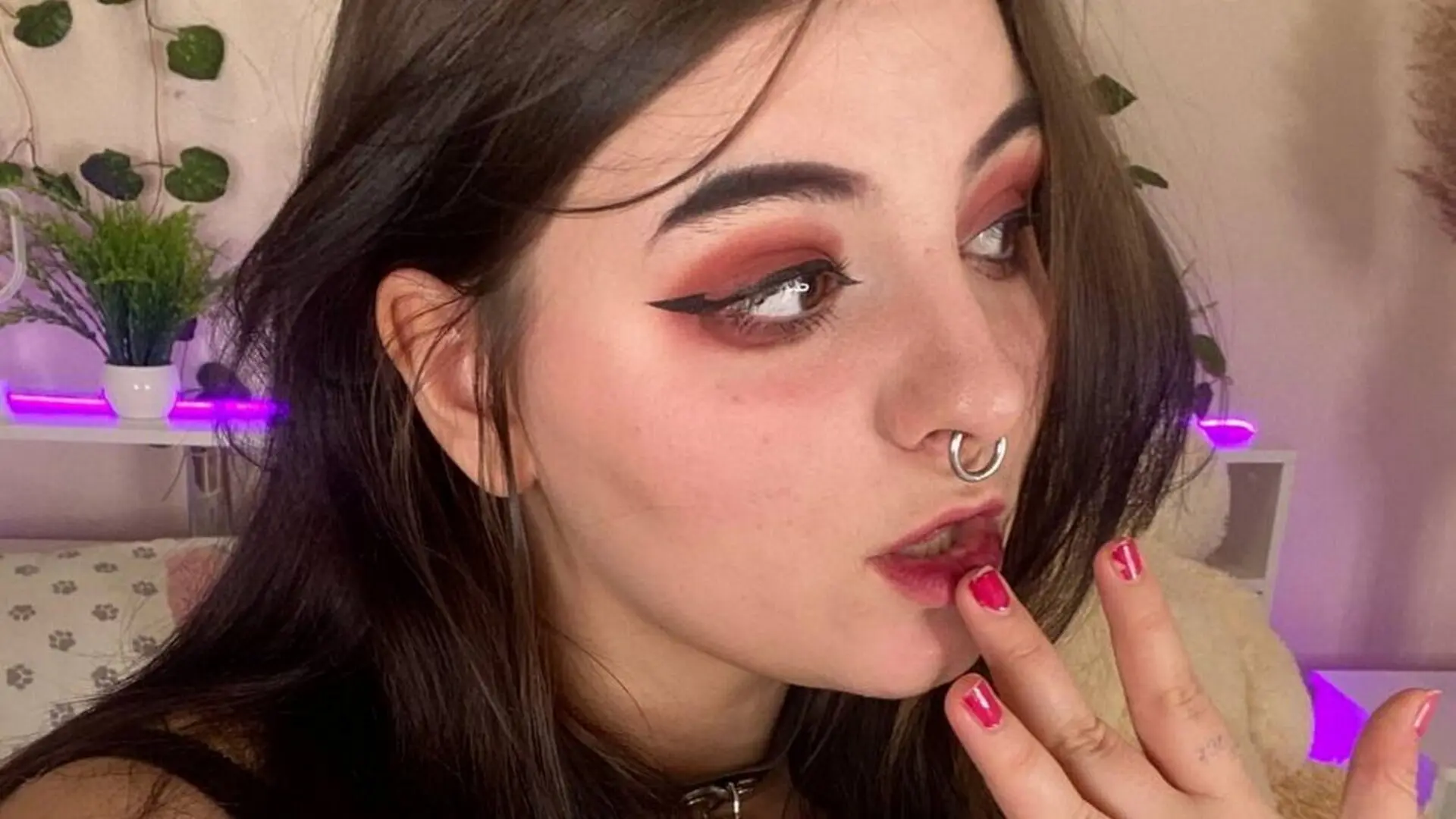 Start Anal Finger KiraKuronero