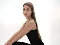 Start Anal Finger LilianEvitt