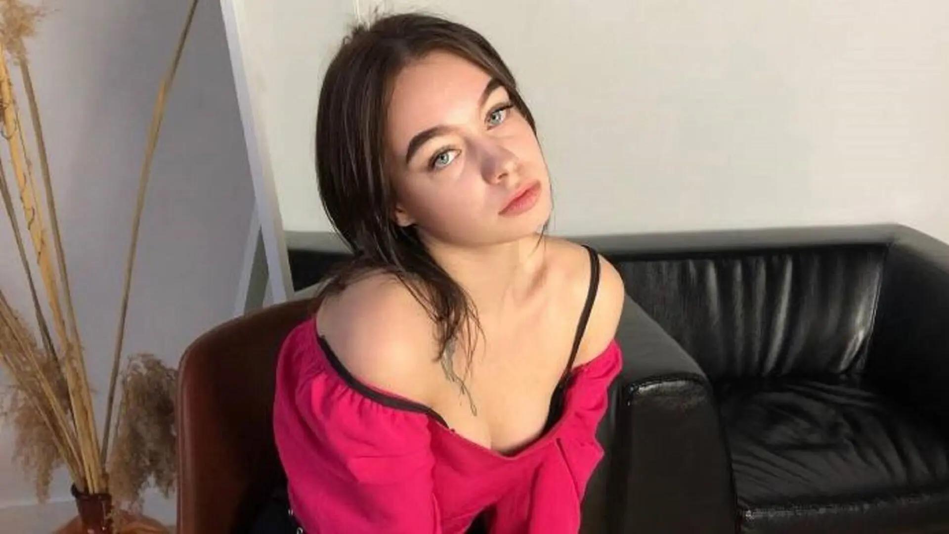 Start Anal Finger MaeveHughes