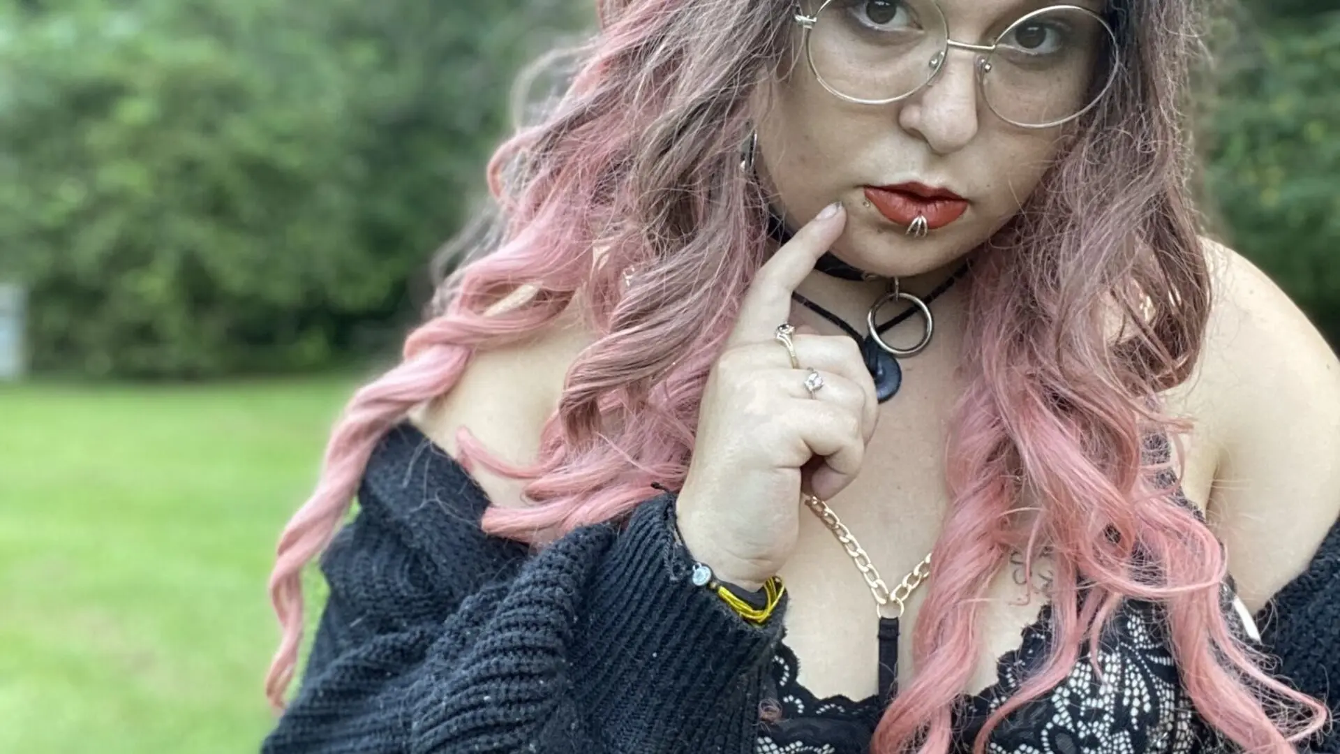 Start Anal Finger MarcyFlower