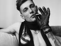 Start Anal Finger MarquisMonie