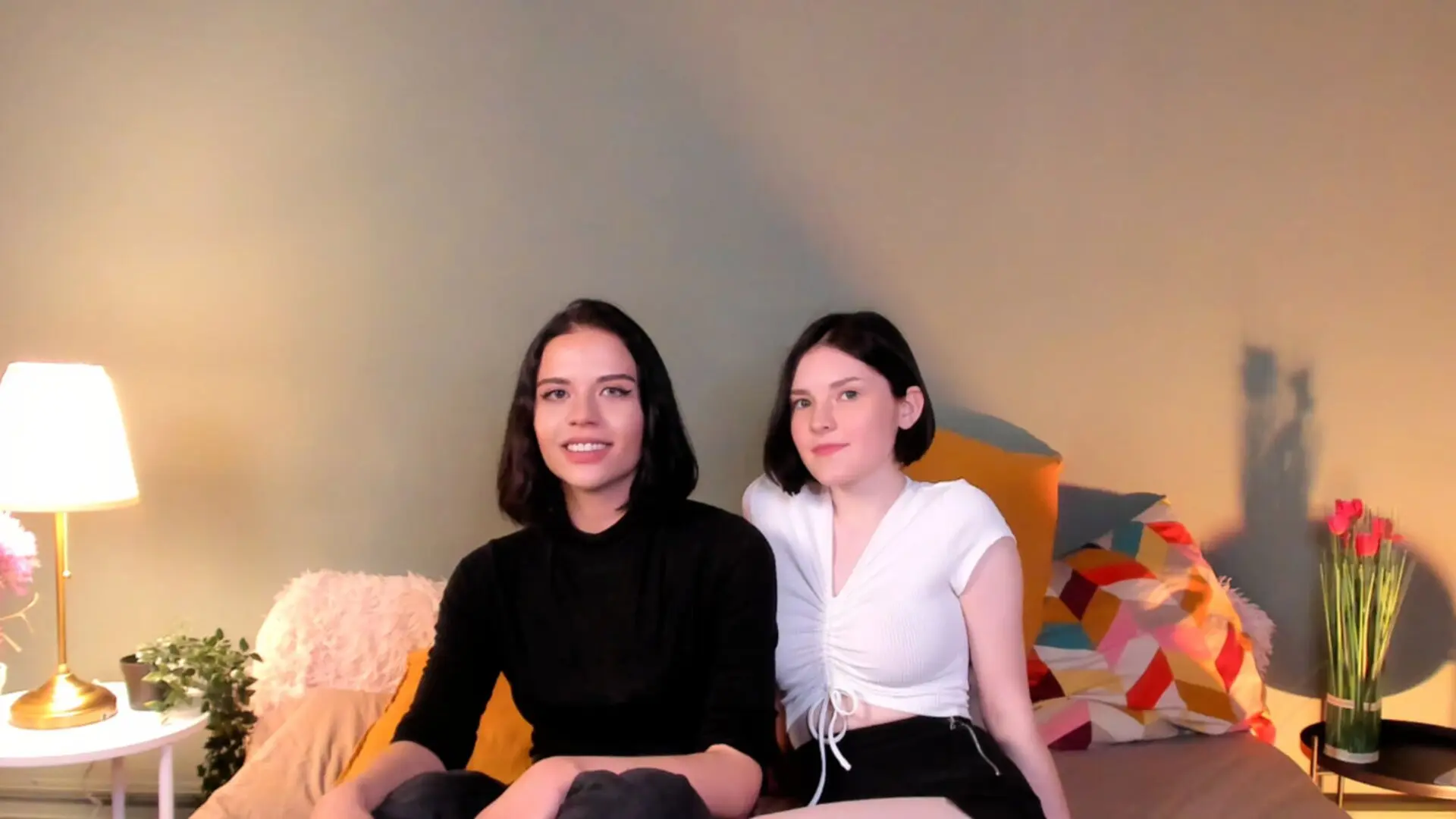 Start Anal Finger MerryAndAnne