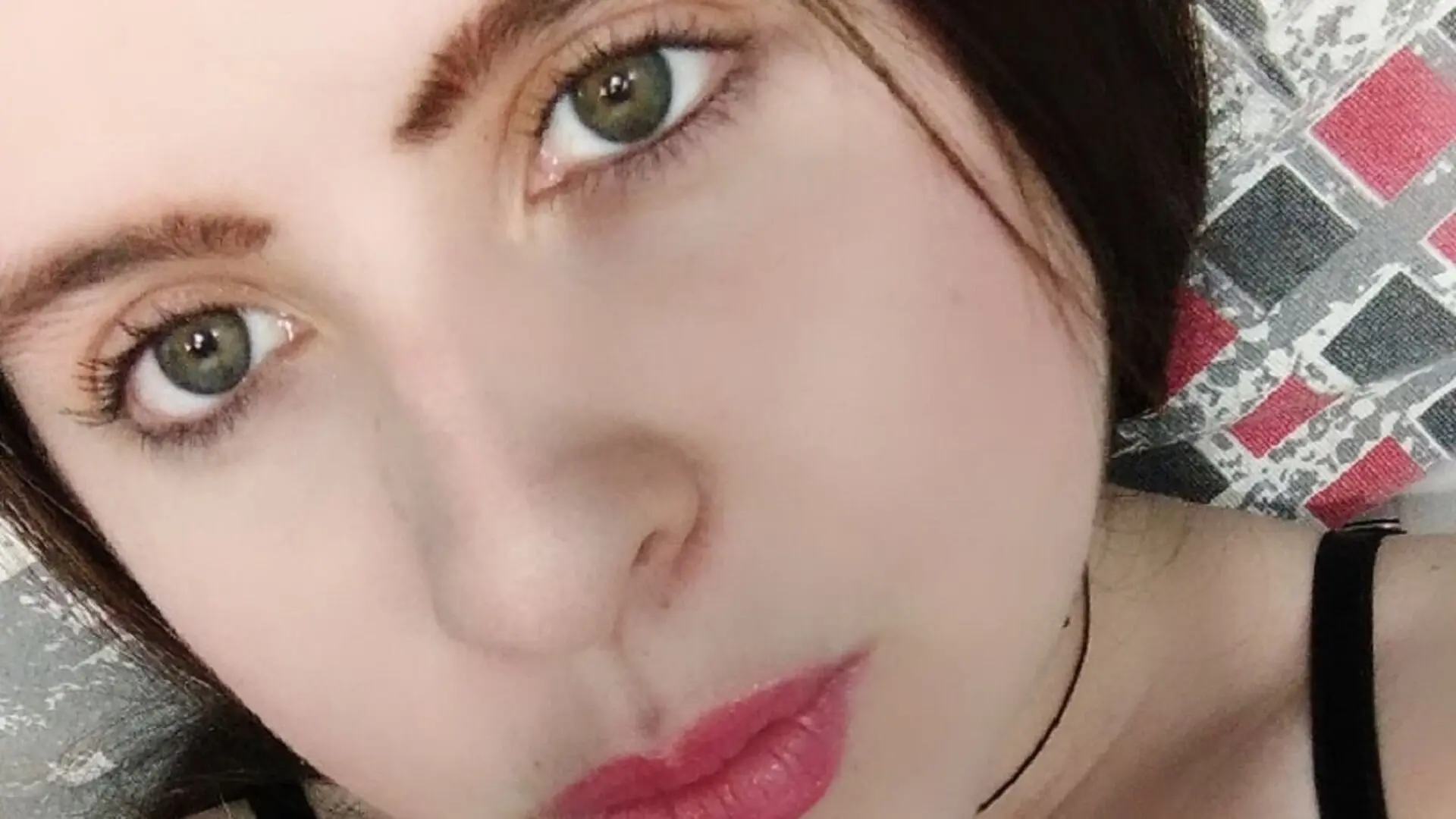 Start Anal Finger NicolleBonjo