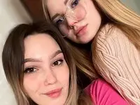 Start Anal Finger PhyllisAndJenny