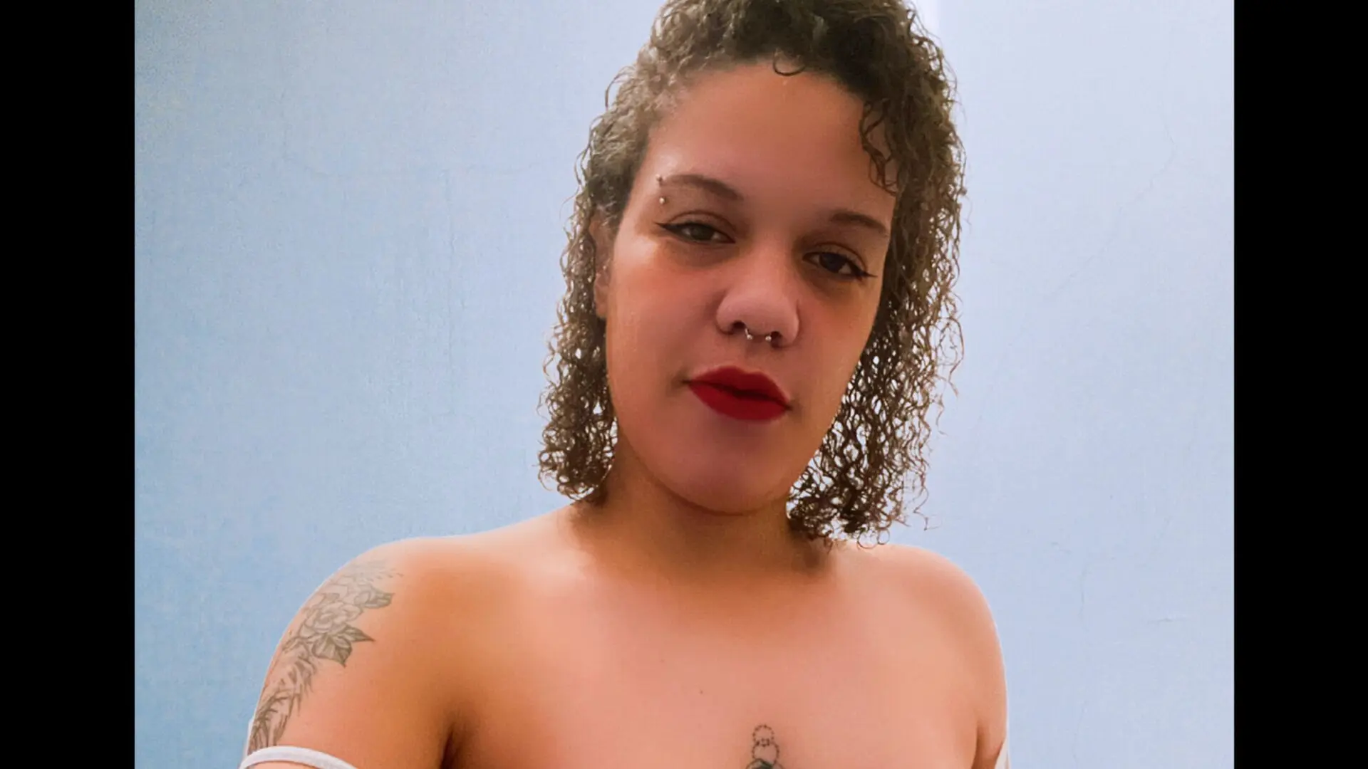 Start Anal Finger RainhaLett