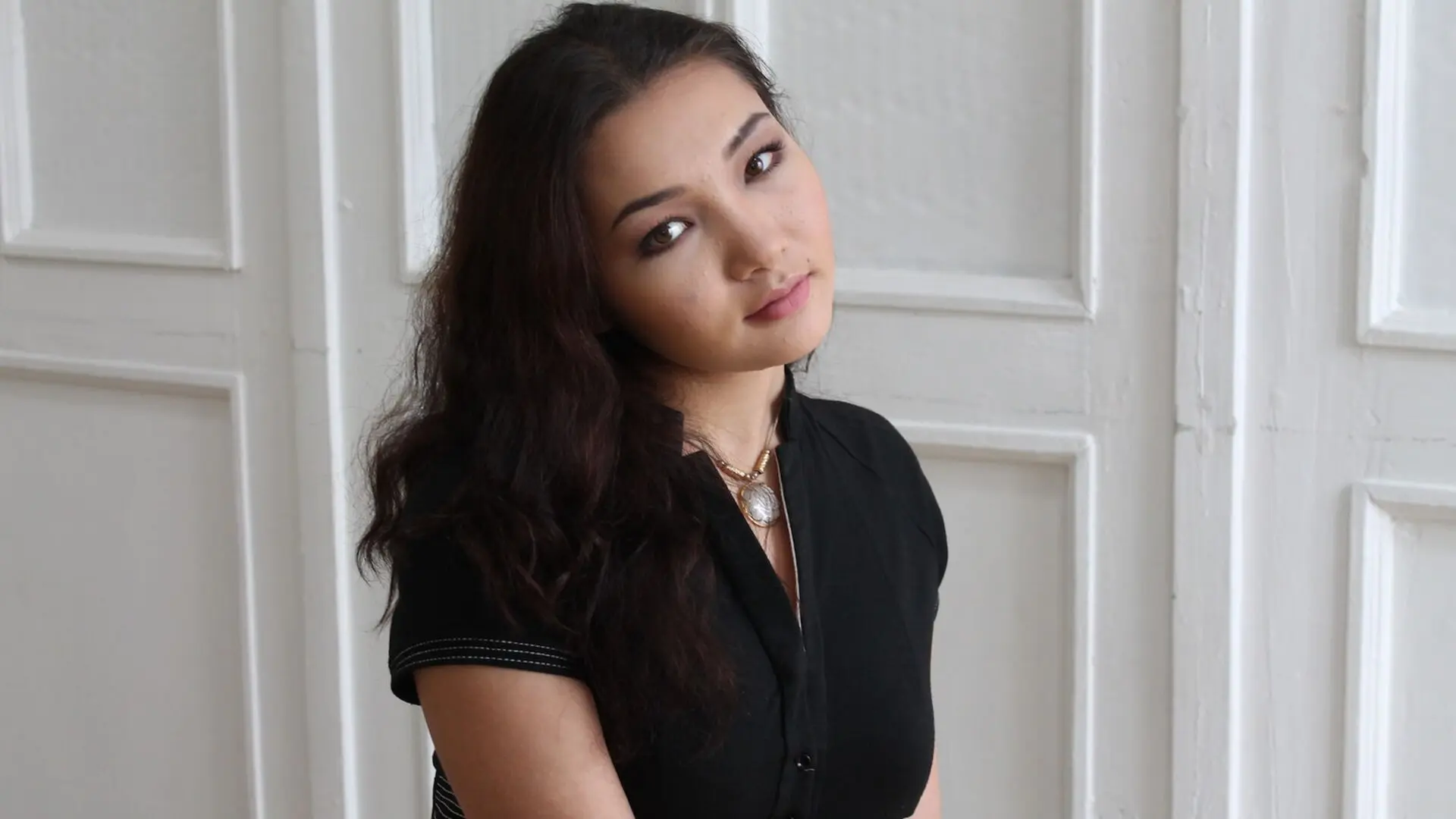 Start Anal Finger RosieBanksX