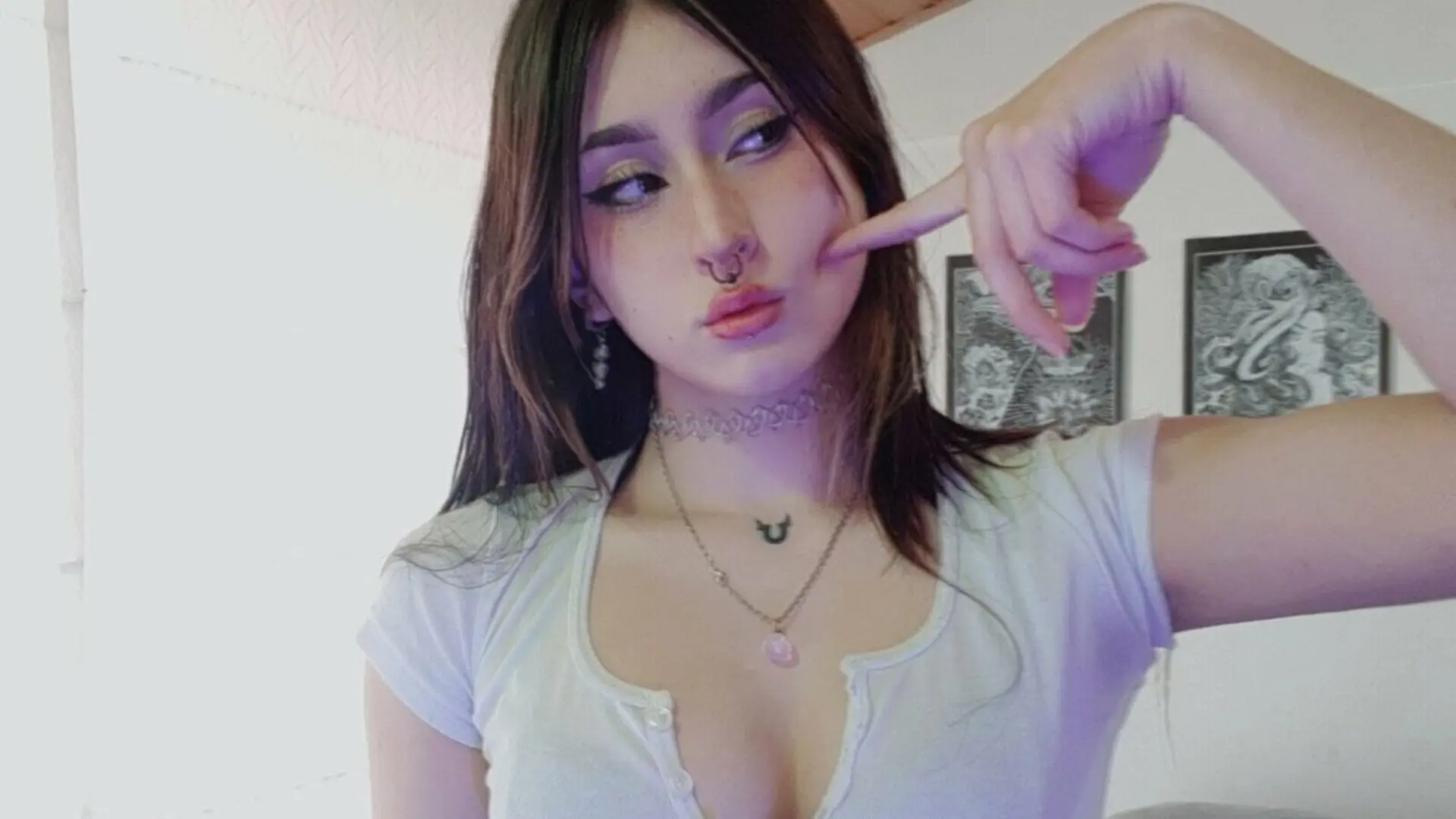 Start Anal Finger SweeneyMolly