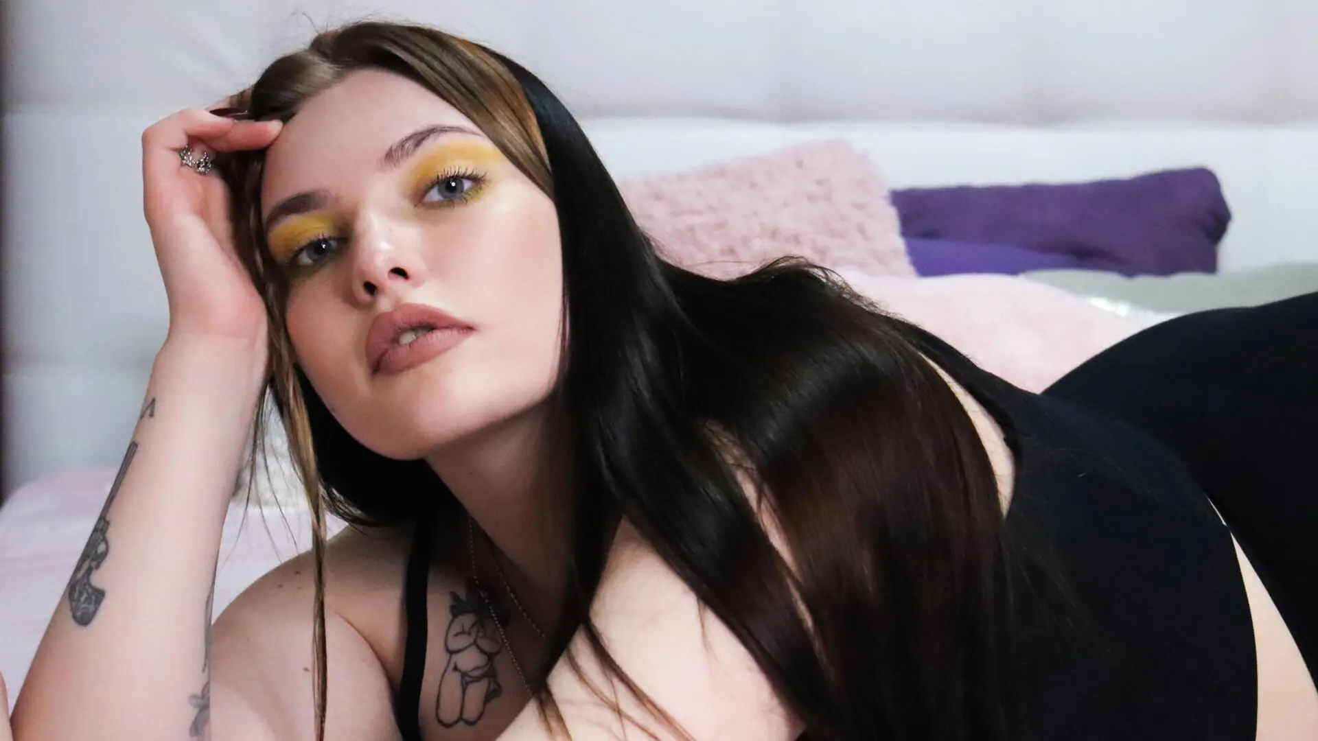 Start Anal Finger SylviaHolmes