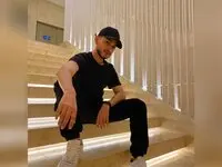 Start Anal Finger TebisJackson