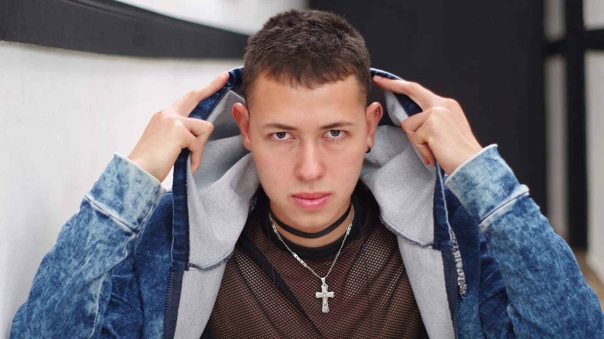 Start Anal Finger TylerMuller